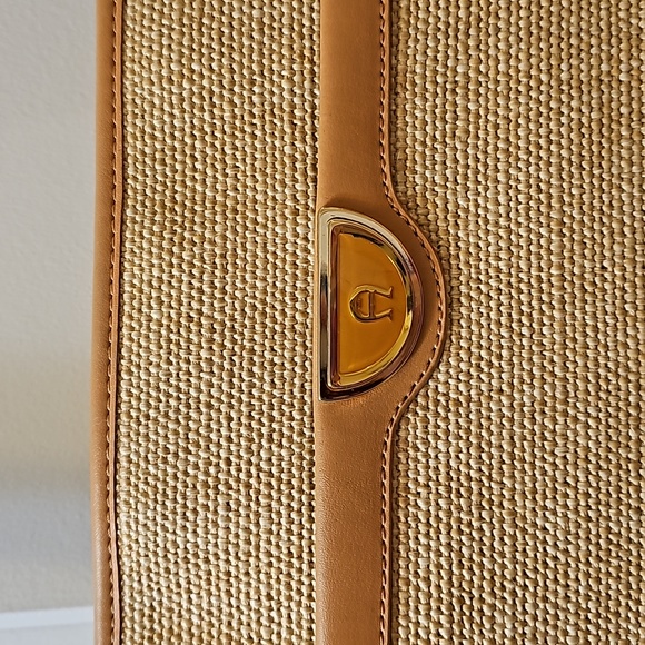 Etienne Aigner woven purse - Picture 2 of 10